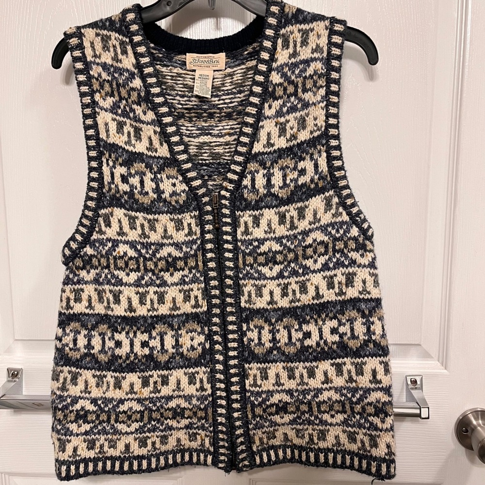 St Johns Bay Womens Fair Isle Zip Up Sweater Vest Navy Cream Wool Blend Med